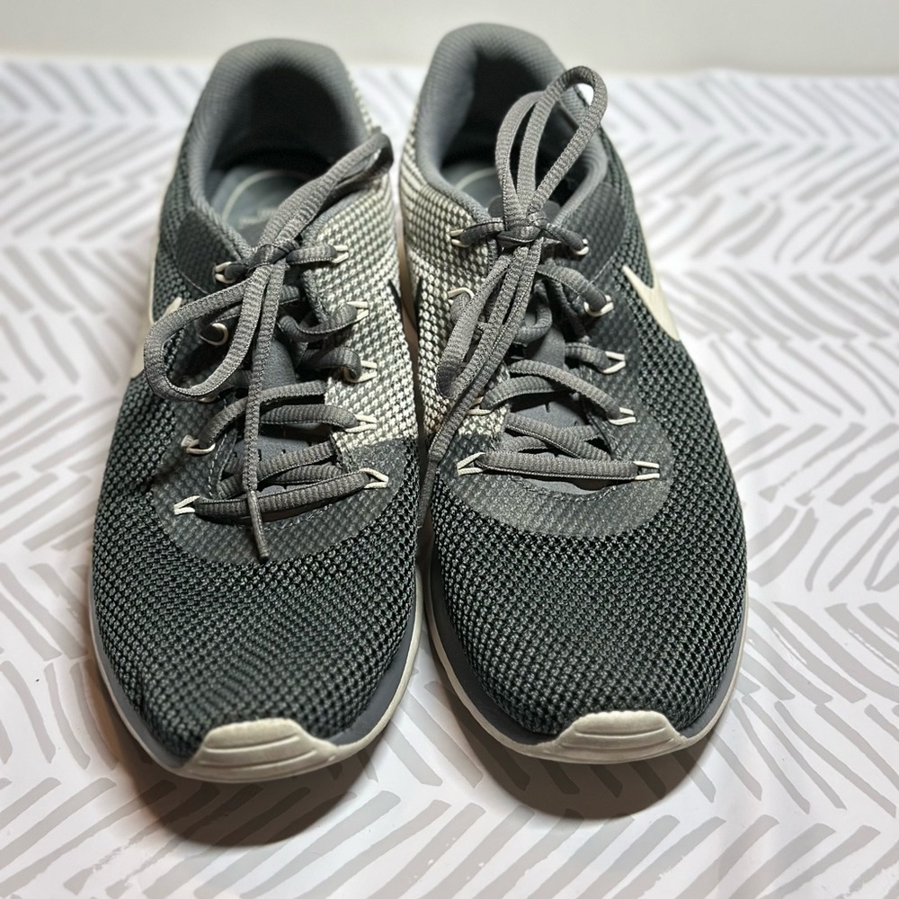 Nike Tanjun Racer Gray Blue Women 7.5 All Day Comfort - Picture 2 of 6